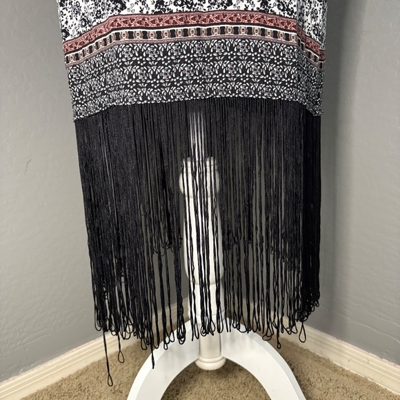 Forever 21‎ Boho Floral & Fringe Midi Dress Size M - Picture 3 of 10
